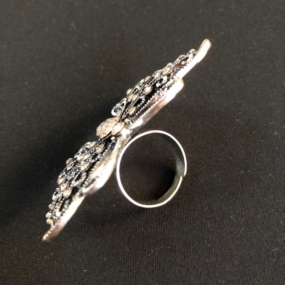 Wide Silver Rhinestone Butterfly Ring - Picture 2 of 6